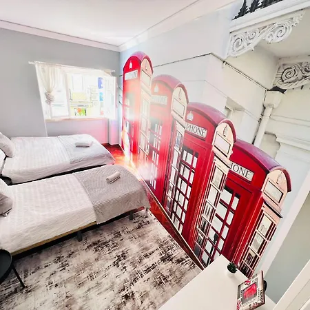 Spacious Flat In Lisbon, For Tourists